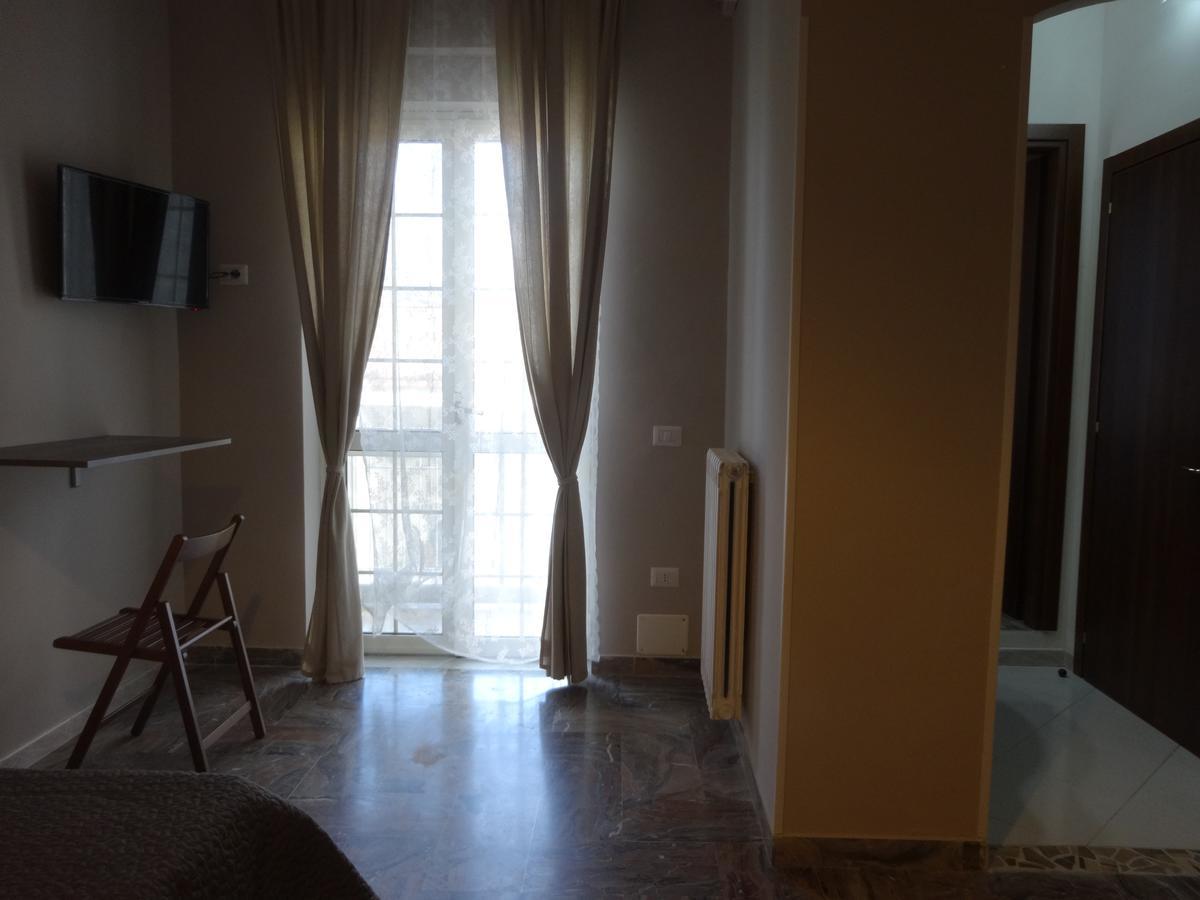 Little Hot@L Hotel Pompeia Exterior foto