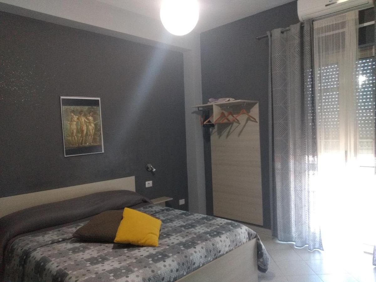 Little Hot@L Hotel Pompeia Exterior foto