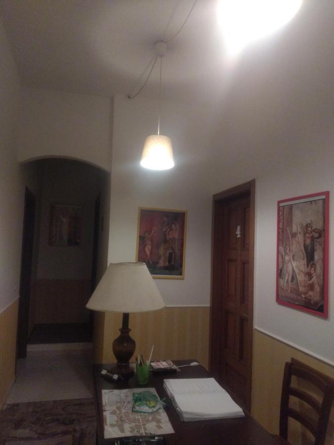 Little Hot@L Hotel Pompeia Exterior foto